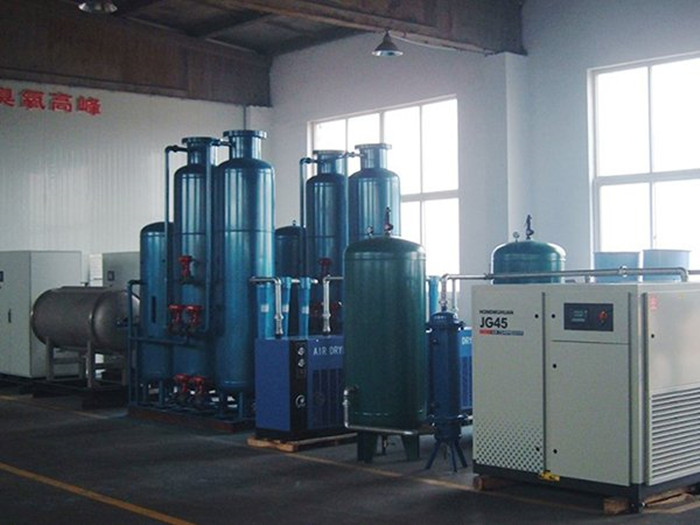 2-20102G04504b7.jpg